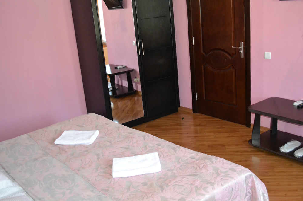 Your House In Tbilisi Bagian luar foto
