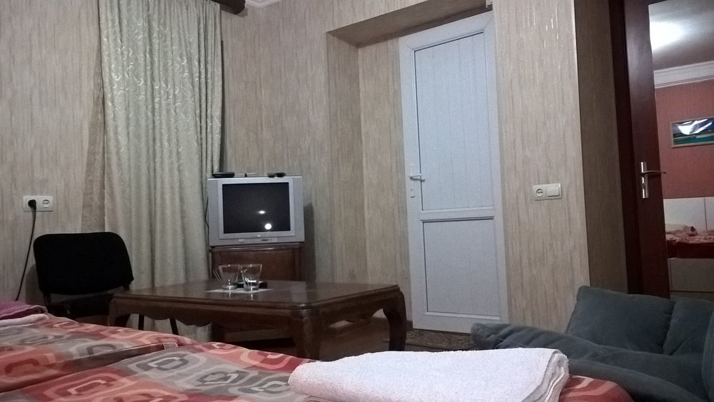 Your House In Tbilisi Bagian luar foto